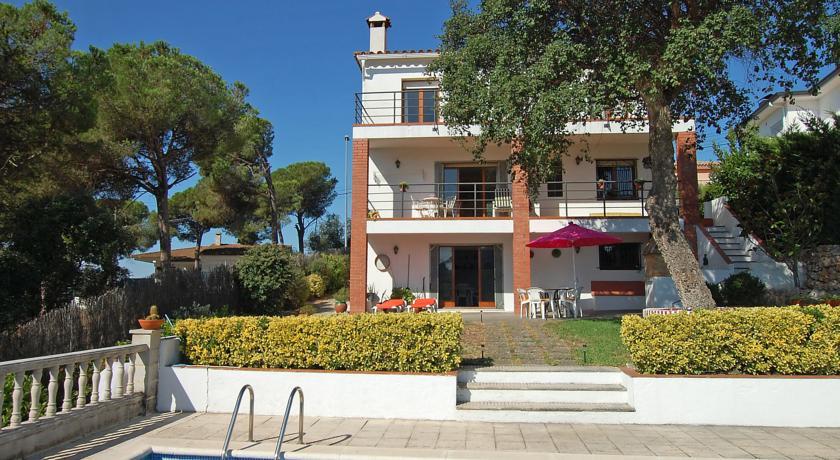 Вилла Villa Tordera 2