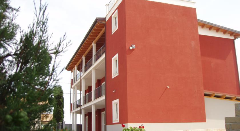 Апартаменты Residence Candeloro