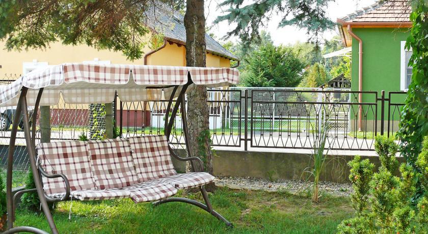 Villa Balatonmariafurdo 1