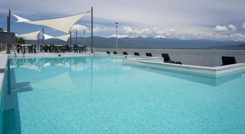 Отель Romantique Dojran Hotel