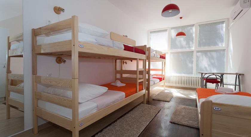 Design Hostel Mr.Charles