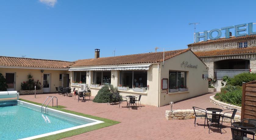 Отель Auberge des Charmilles