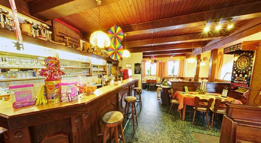 Отель Gasthof Zach-Rauch