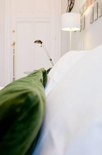 B&B Lodgingat8