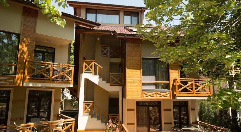 Апартаменты Lozenets Beach Park