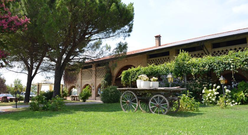 Отель Agriturismo Isola Augusta