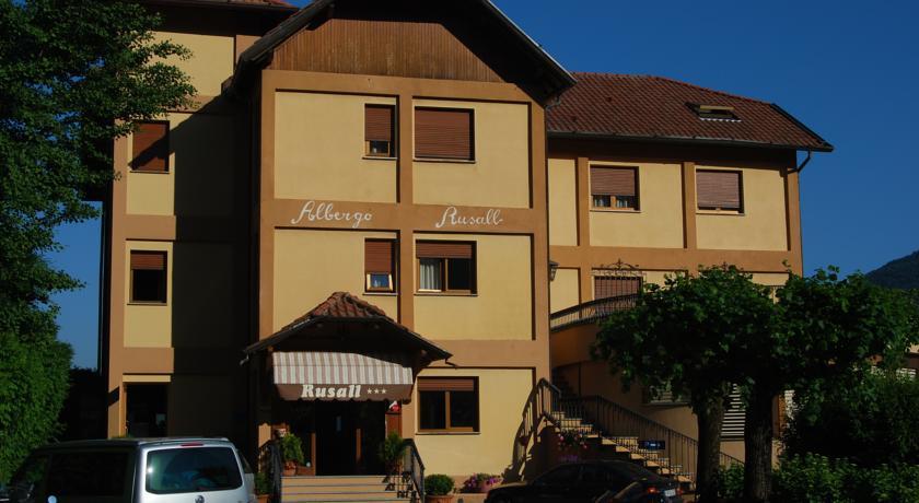 Отель Albergo Rusall