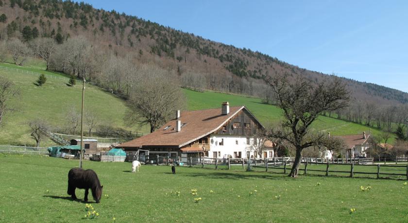 Апартаменты Gîte de la Petite Source