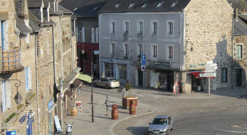 Апартаменты Le Petit Appartement Dolois