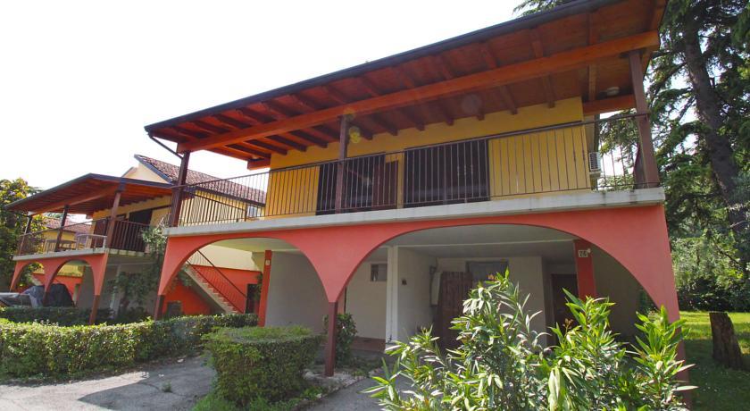 Апартаменты Holiday home Villaggio Sanghen Brescia 7