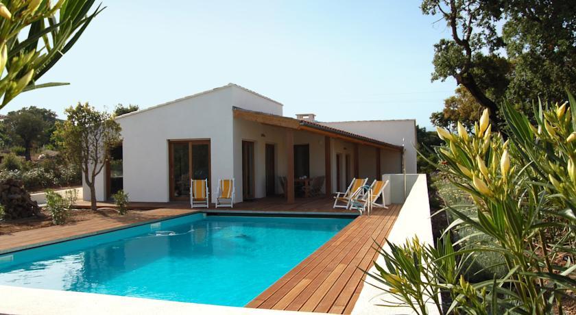 Вилла Villa Coucou Les Amis