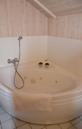 Апартаменты Holiday home Dronningmølle 50