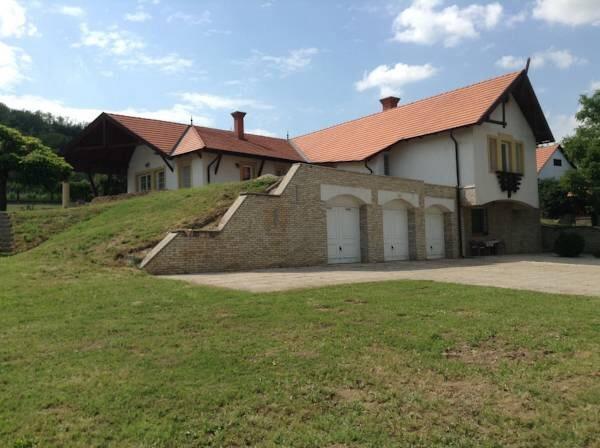 Апартаменты Puttonyos Vendégház Szekszárd