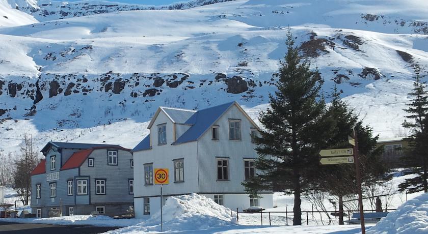 Апартаменты Einsdæmi Holiday Home