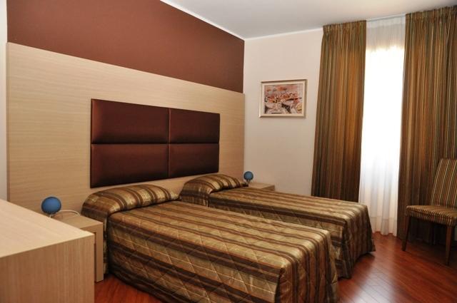 Отель Hotel Dulcinea