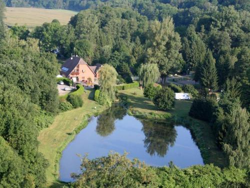 Отель Camping Les Castors