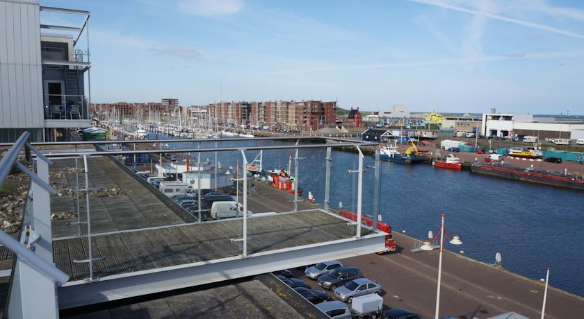 Апартаменты Short Stay Harbour Loft