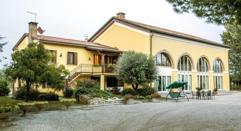 Отель Agriturismo Ae Cavane