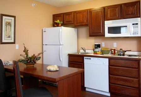 Отель Grandstay Residential Suites