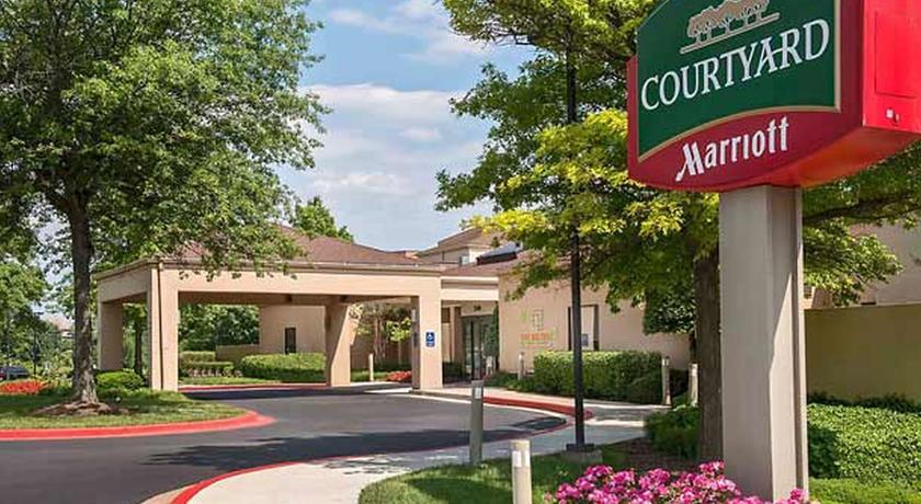 Отель Courtyard Rockville