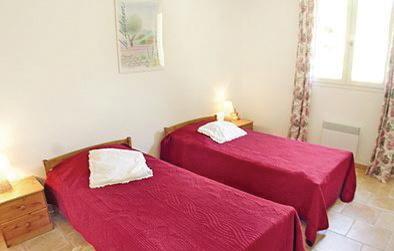 Апартаменты Holiday home St. Saturnin-les-Apt 42