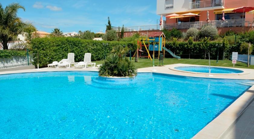 Апартаменты Akisol Armação Pera Beach