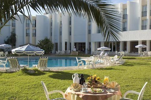 Отель Golden Tulip Farah Khouribga