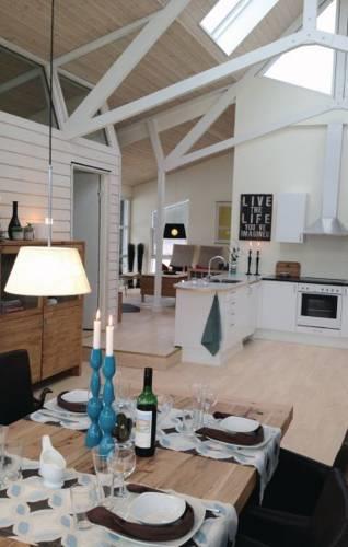 Апартаменты Holiday home Vemb 23