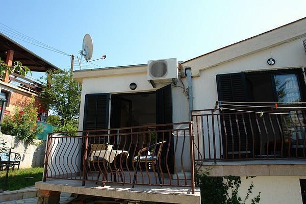 Апартаменты Apartment Adrasteja