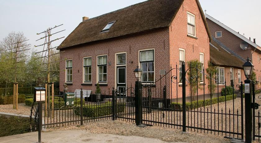 Мини-отель BDOW Bed & Breakfast