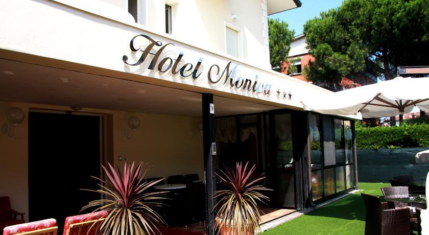 Отель Hotel Monica
