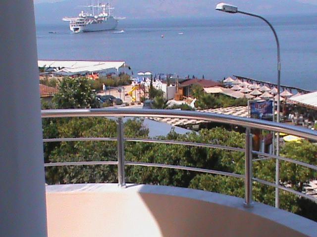 Отель Hotel Strora