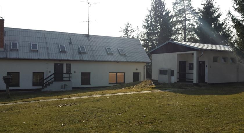 Отель Rekreační Středisko Husárna