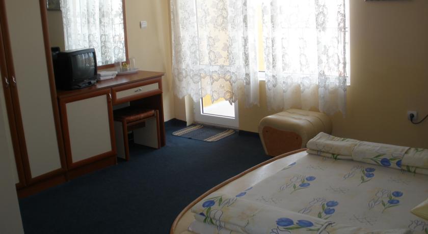 Peneka Hotel