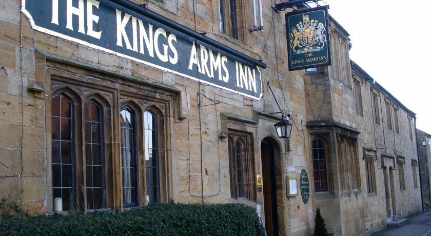 Отель The Kings Arms Inn