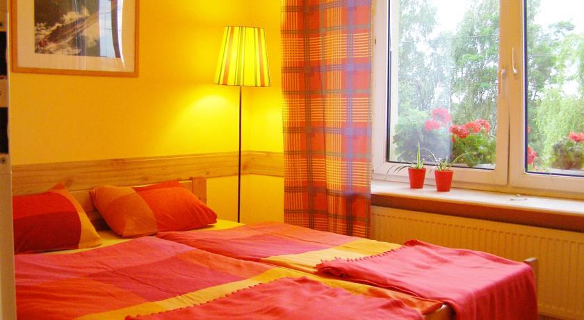 Хостел DJ Hostel Country