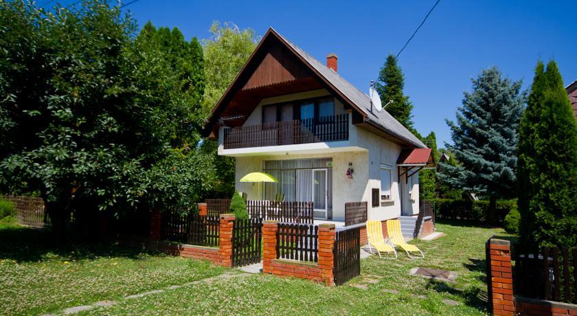 Апартаменты Erika Apartmanház