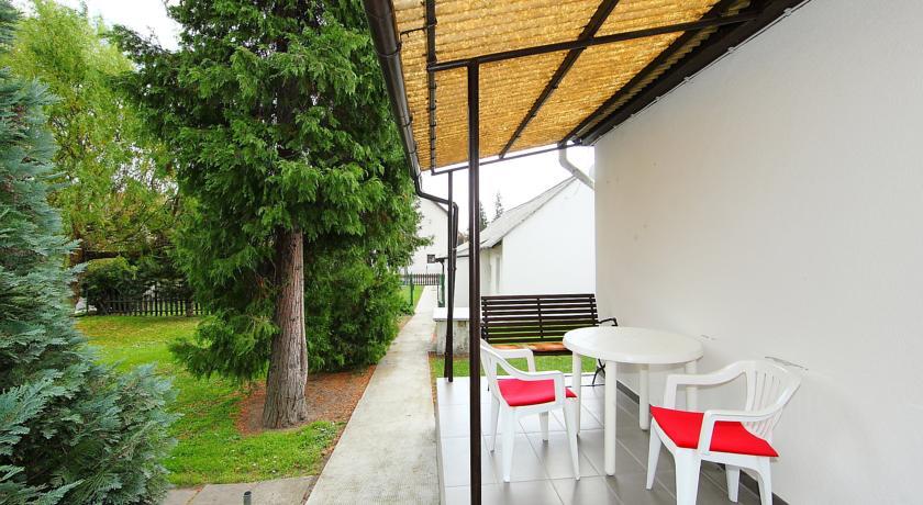 Villa Balatonfenyves 2