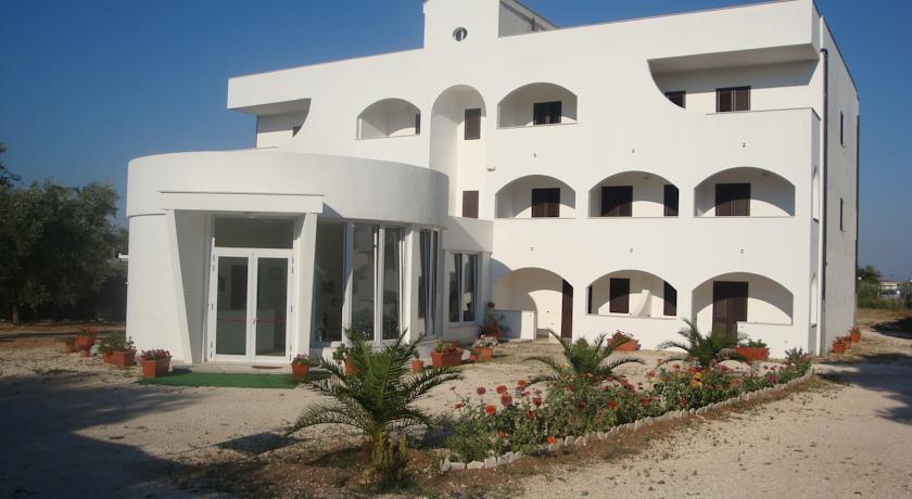 Отель Hotel Maggiore