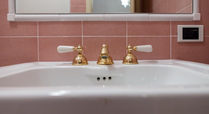Отель B&B BERNARDONE