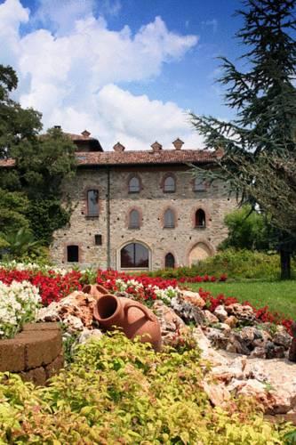 Отель Hotel Castello Di Casiglio