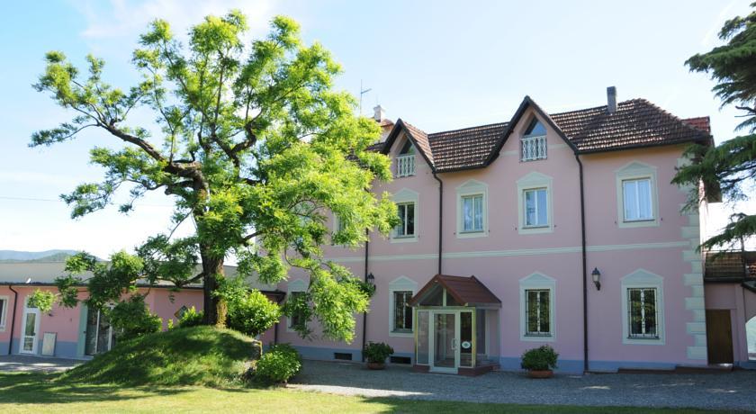 Отель Villa Ester