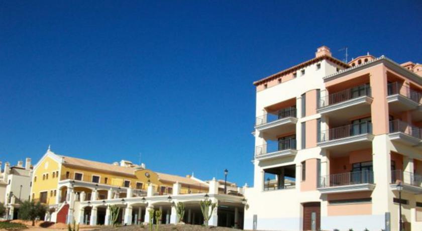 Апартаменты Hacienda Golf Properties REF: NA01