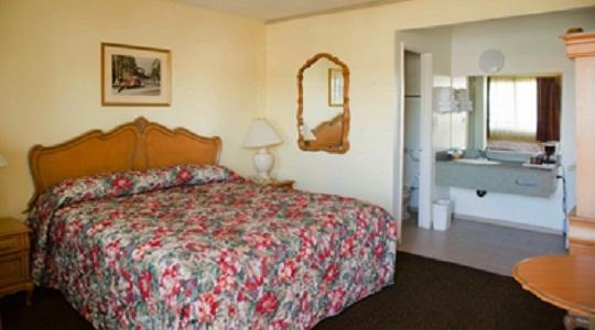 Отель Fullerton Plaza Inn