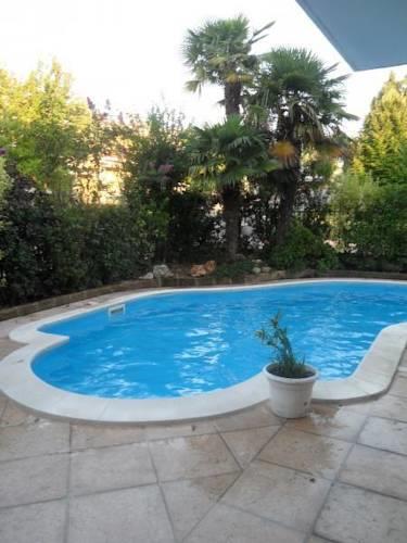 Апартаменты Appartamenti La Perla del Lago
