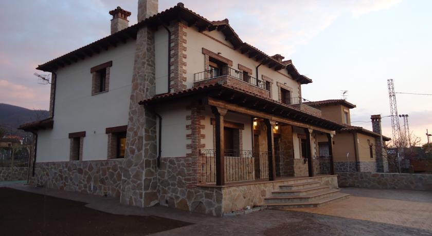 Отель Casas Rurales El Caminante
