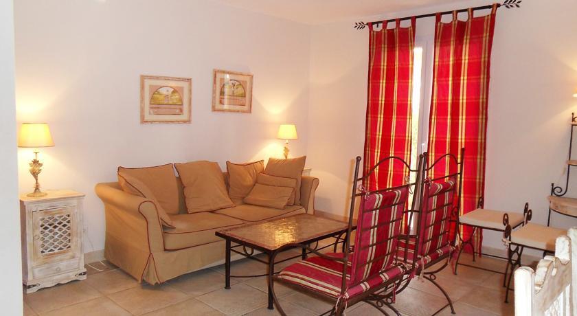 Вилла Villa Béziers 1
