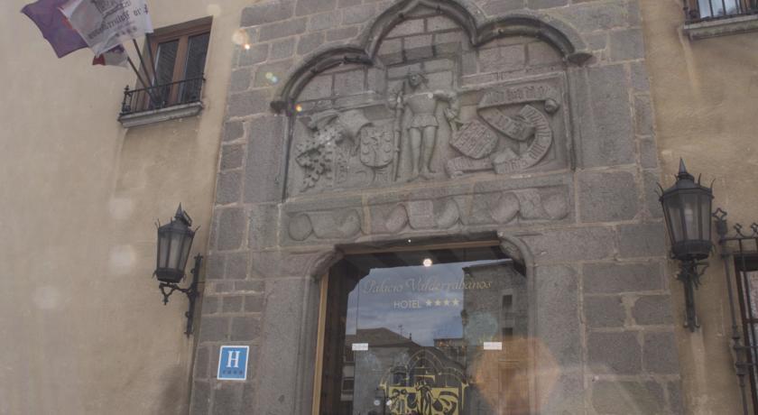 Отель Palacio Valderrabanos