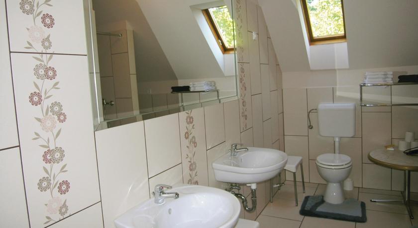 Апартаменты Apartment Gyenesdiás 49