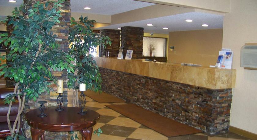 Отель Howard Johnson Inn  Evanston WY